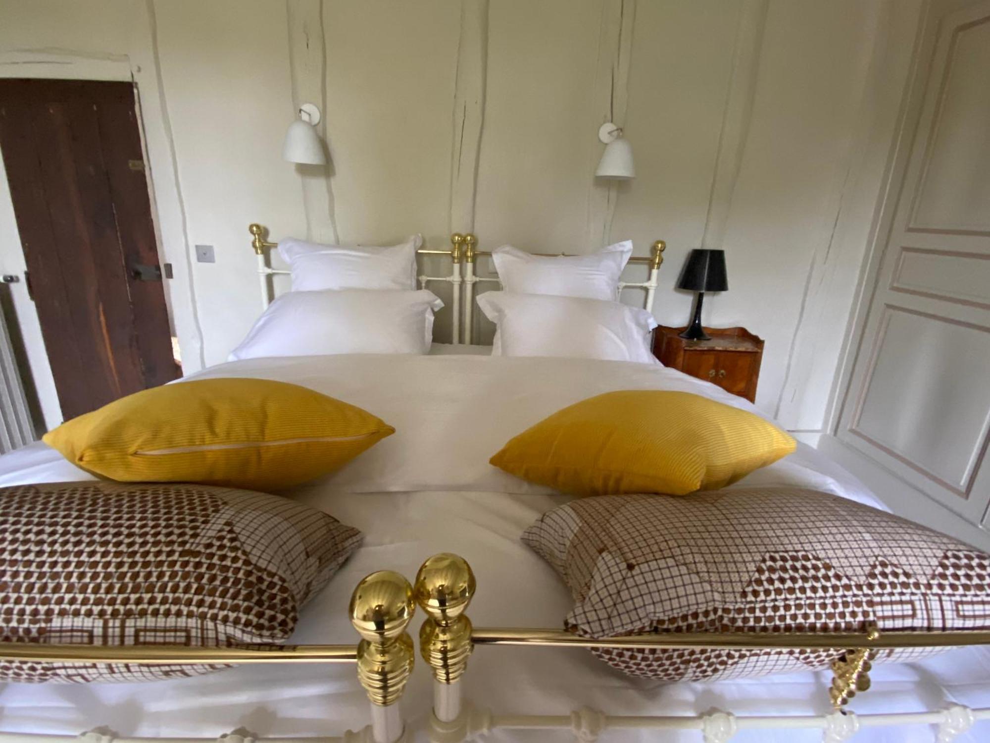 Domaine De Poulaines Pres Valencay Val De Loire Berry Villa Room photo